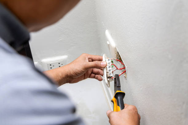 Professional Electrician in Chandler, OK